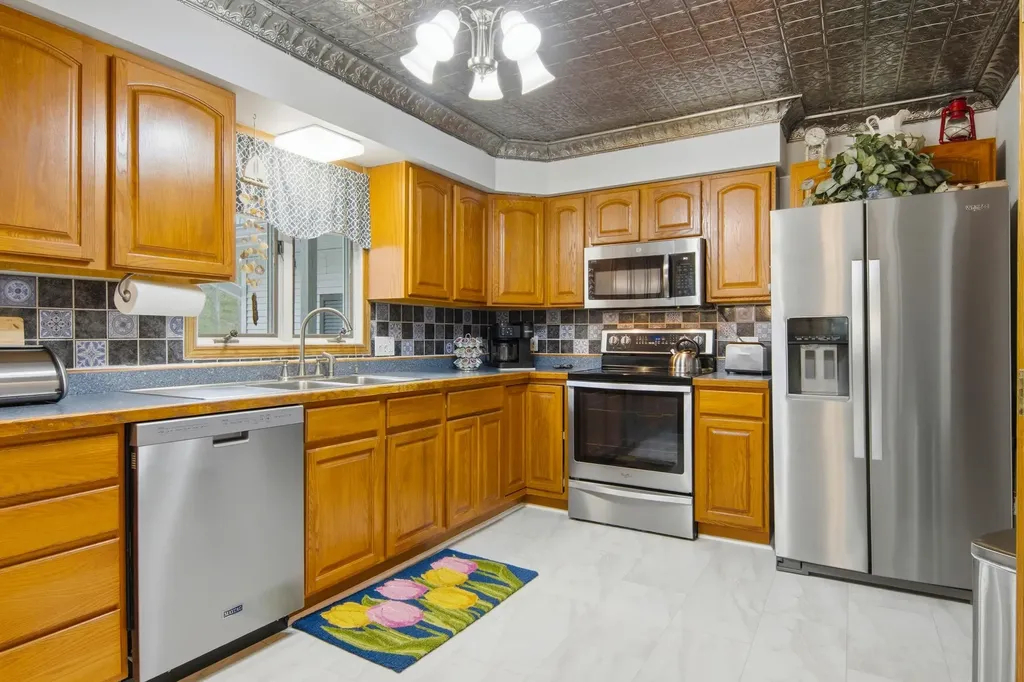 9270 S M-37 Mayfield Township MI 49620