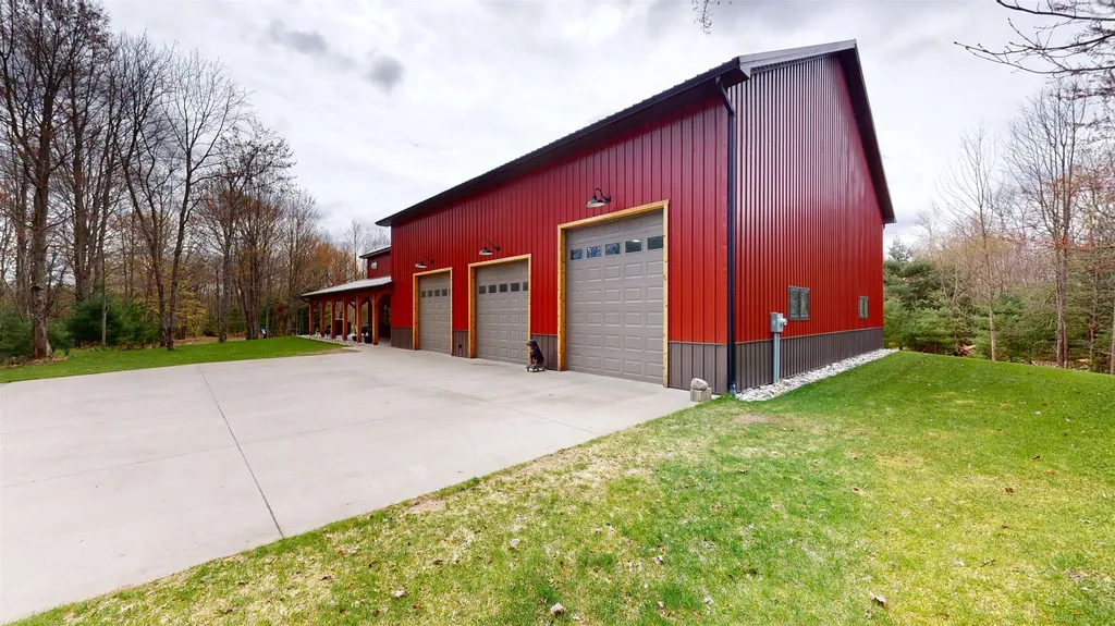7289 SW Creighton Road Boardman Township MI 49680