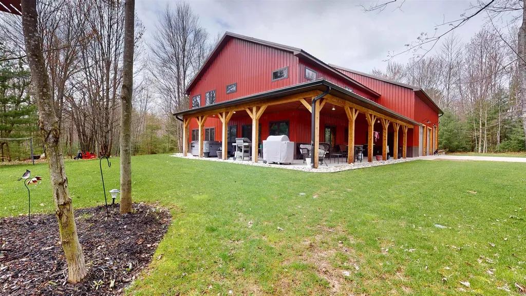 7289 SW Creighton Road Boardman Township MI 49680