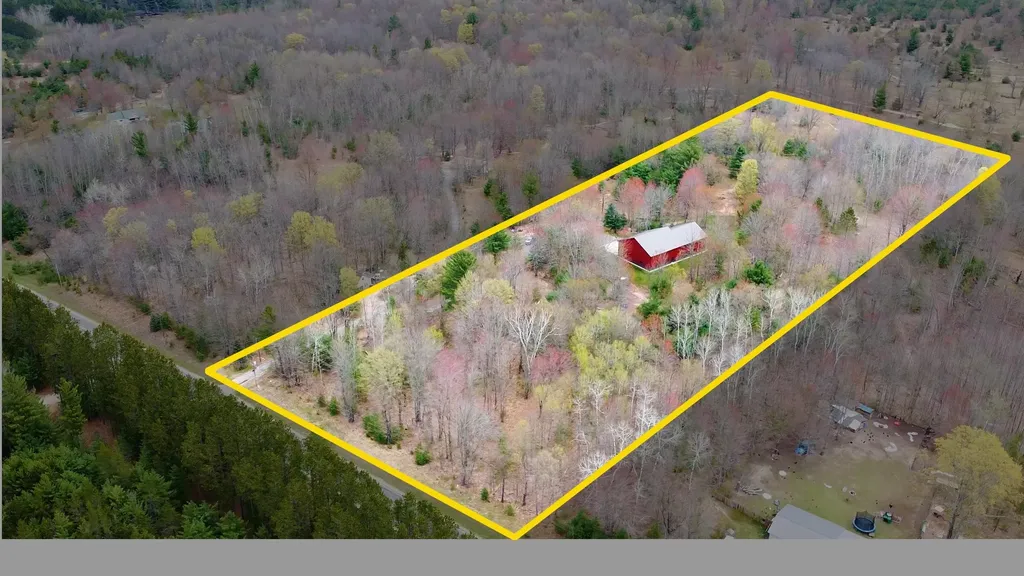 7289 SW Creighton Road Boardman Township MI 49680