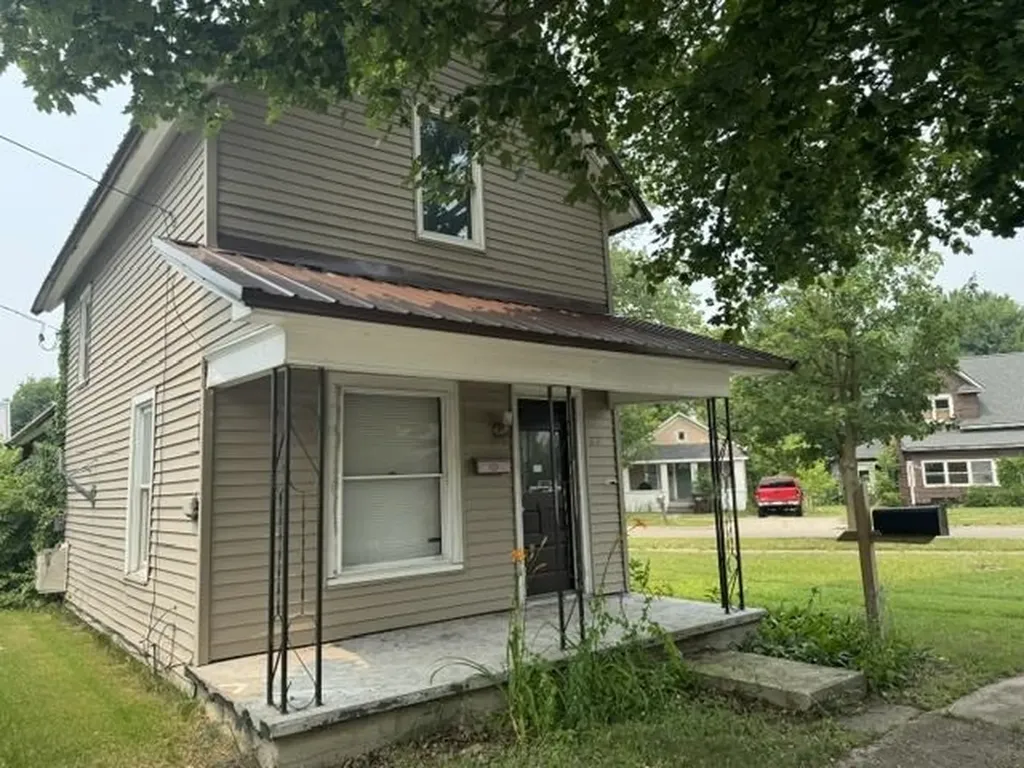 817 N Simons Street Cadillac City MI 49601