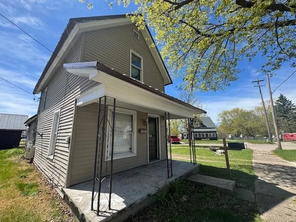 817 N Simons Street Cadillac City MI 49601