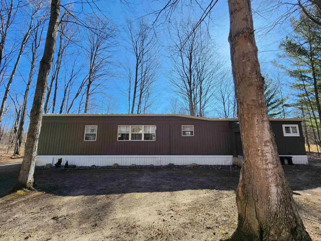 7512 Greenleaf Drive Mancelona Township MI 49659