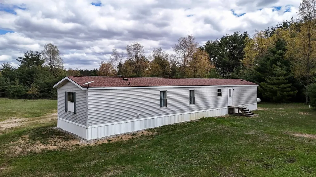 7274 S Forward Riverside Township MI 49657