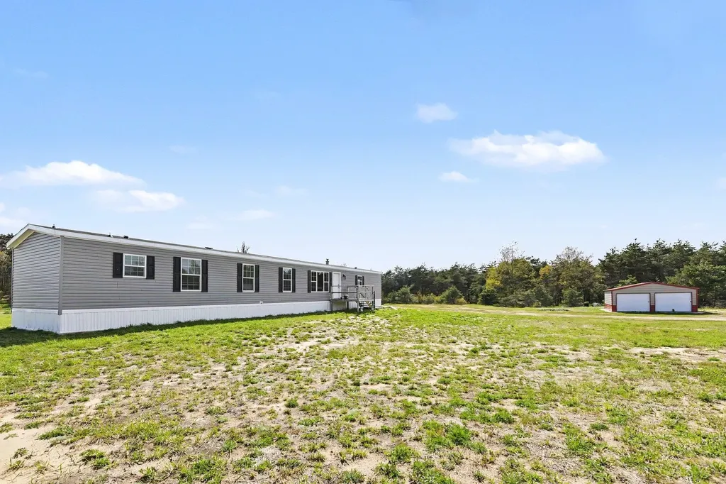 18089 19 Mile Road Burdell Township MI 49688