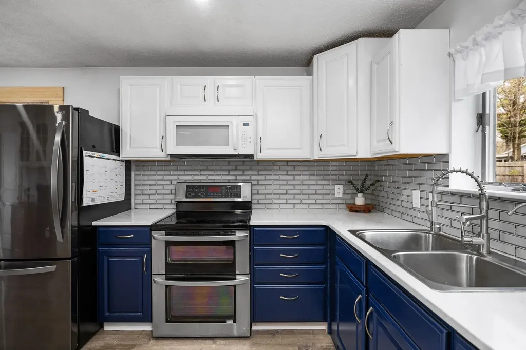 4070 Evelyn Street Acme Township MI 49686