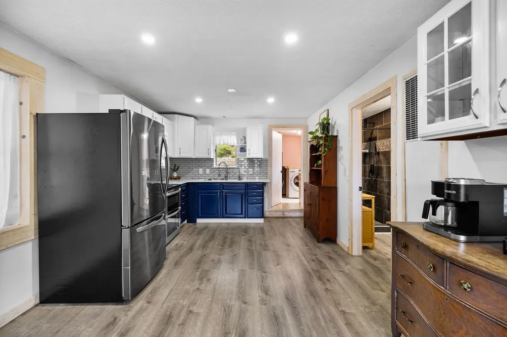 4070 Evelyn Street Acme Township MI 49686