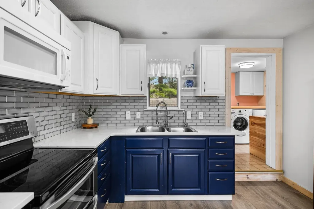 4070 Evelyn Street Acme Township MI 49686