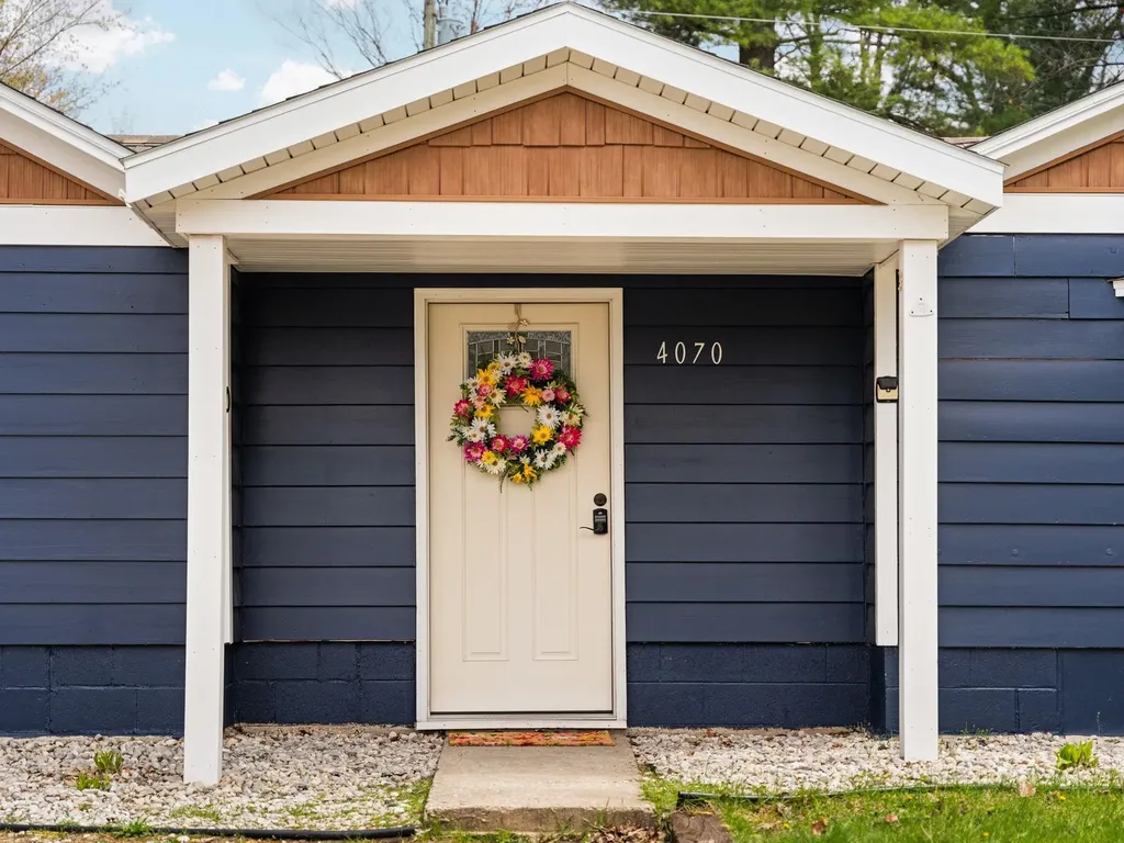 4070 Evelyn Street Acme Township MI 49686