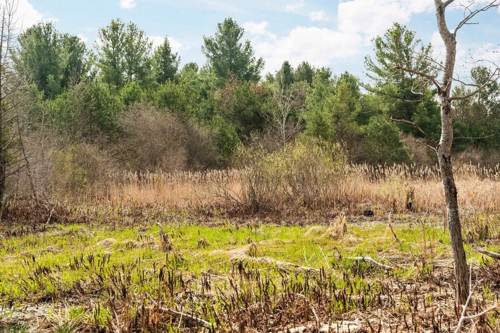 2051 N Garfield Road Garfield Charter Township MI 49686