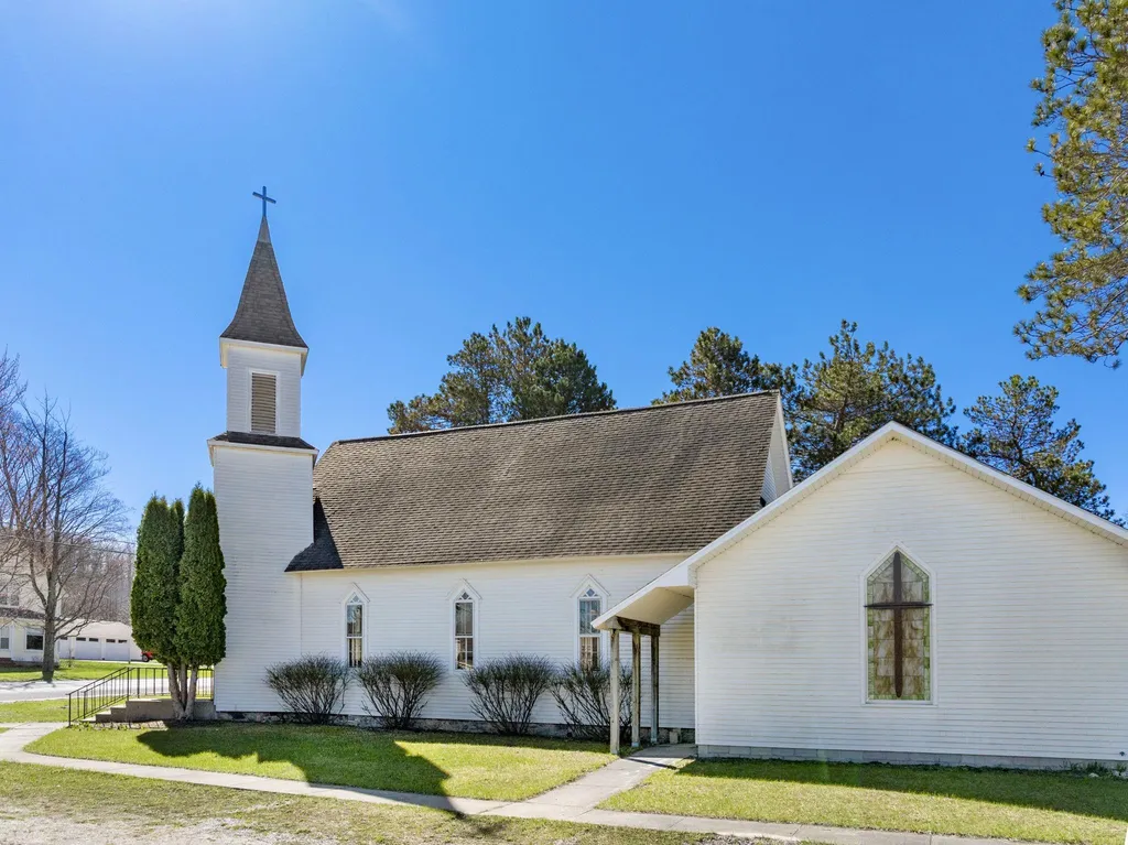 89 W Church Street Kasson Township MI 49664