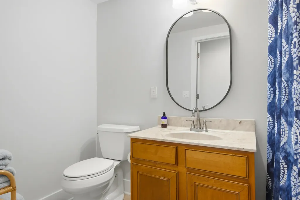 704 N Dockside Circle Suttons Bay Township MI 49682