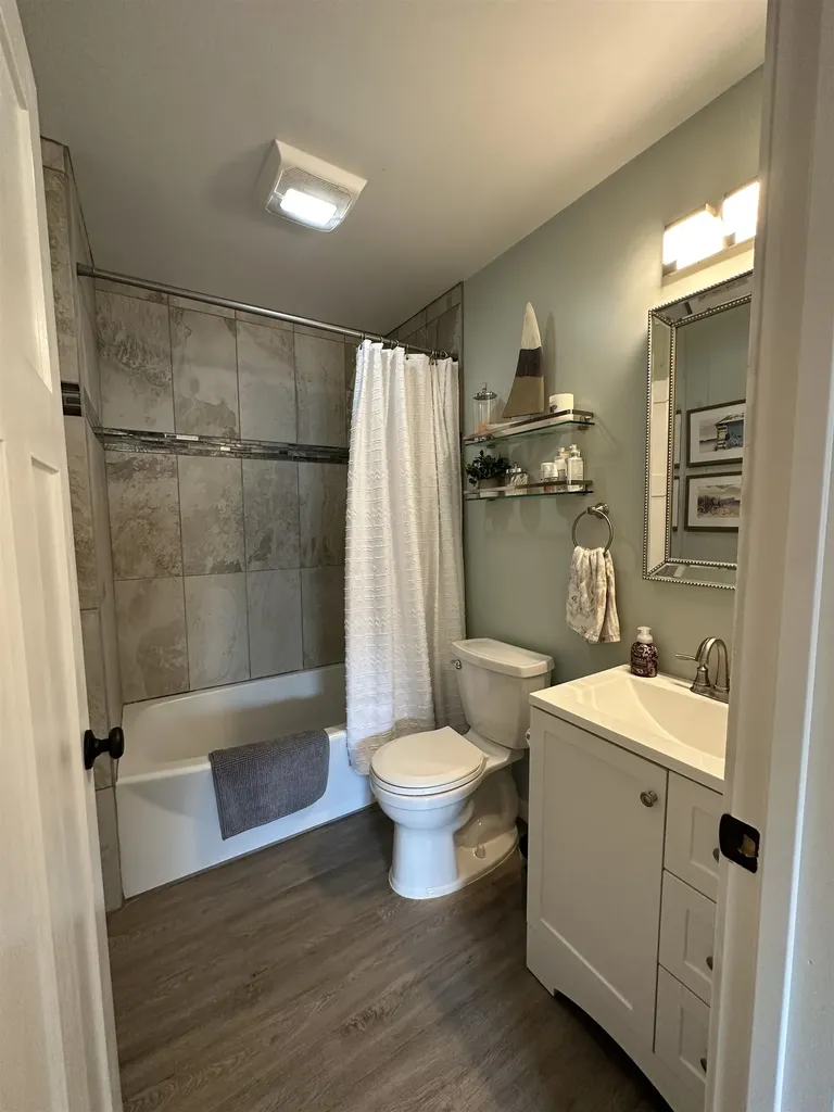 8350 E Horn Road Suttons Bay Township MI 49653