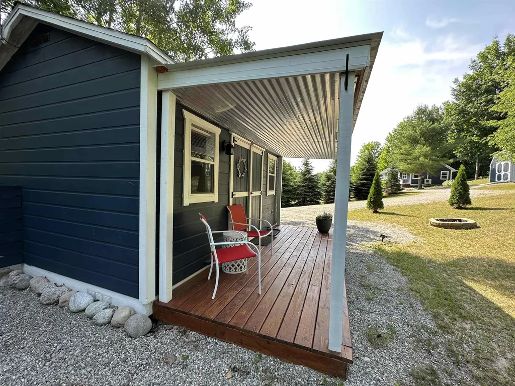 8350 E Horn Road Suttons Bay Township MI 49653