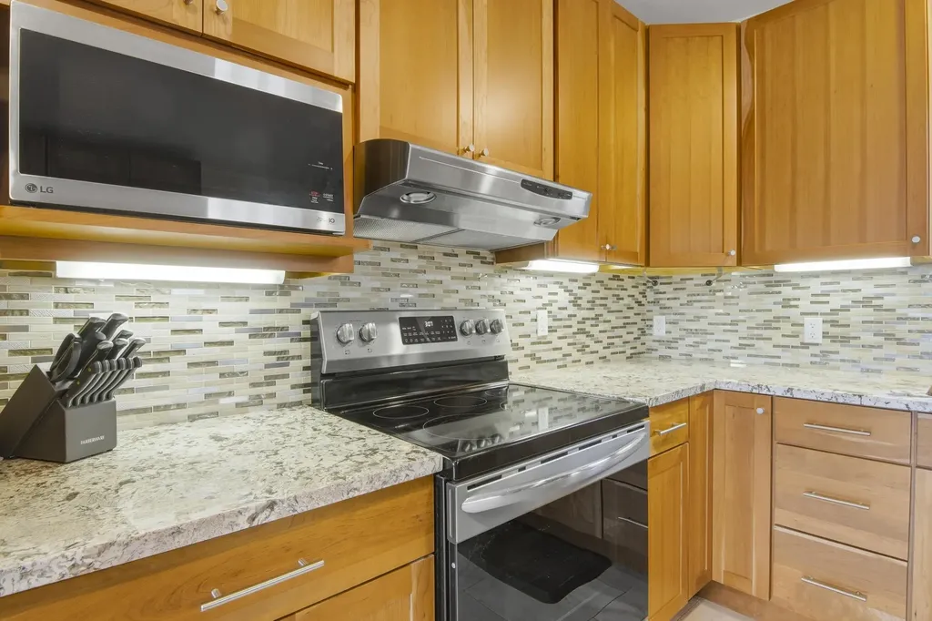 2408 Pinehurst Trail East Bay Township MI 49696