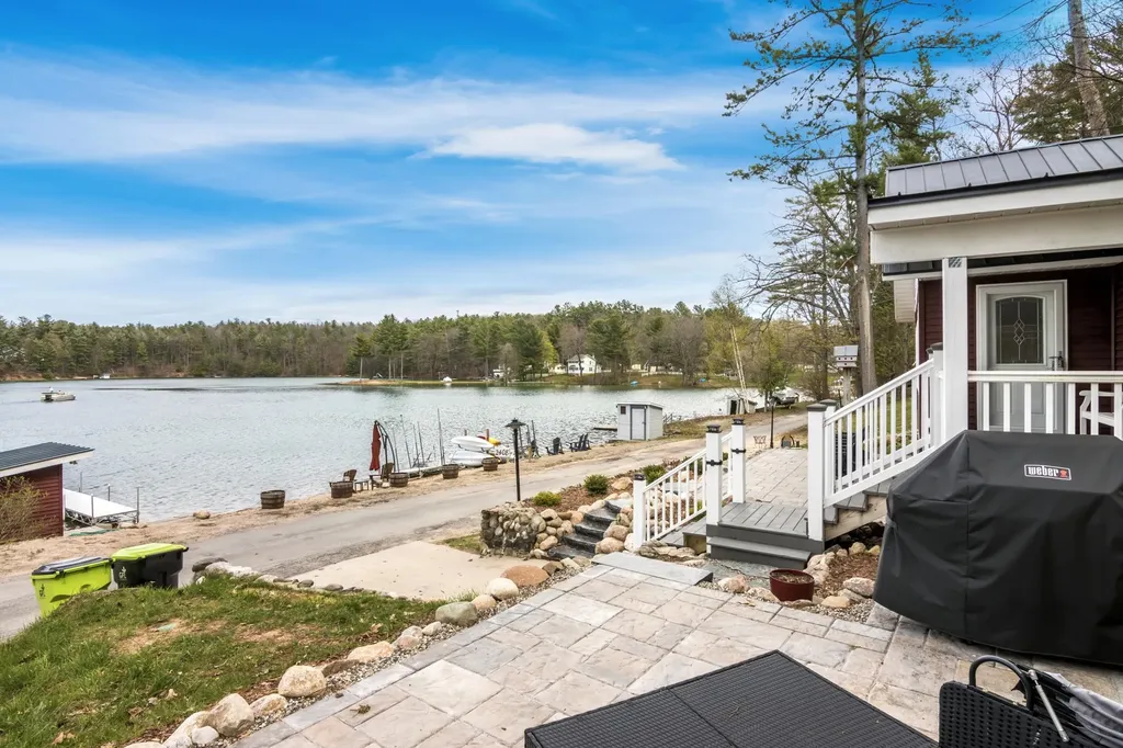 2408 Pinehurst Trail East Bay Township MI 49696