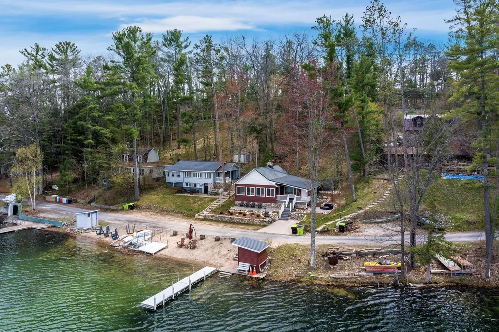 2408 Pinehurst Trail East Bay Township MI 49696