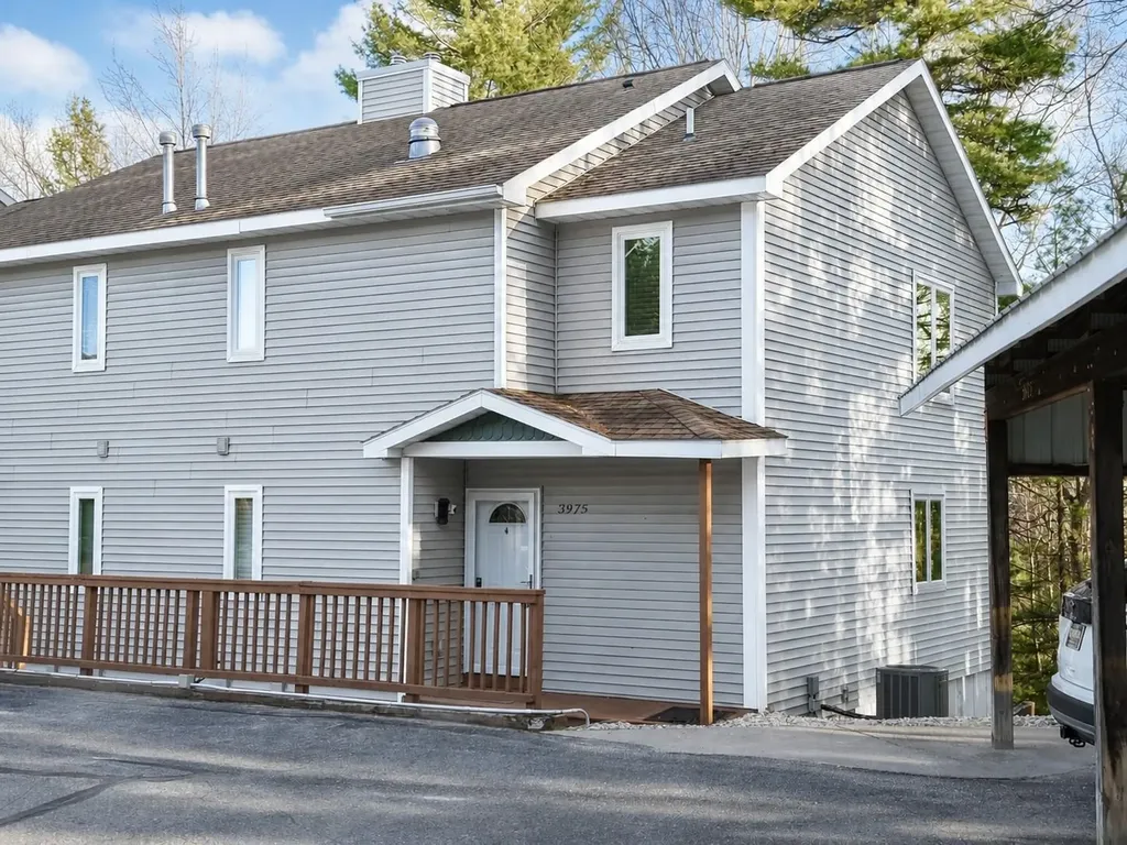 3975 Sherwood Forest East Bay Township MI 49686