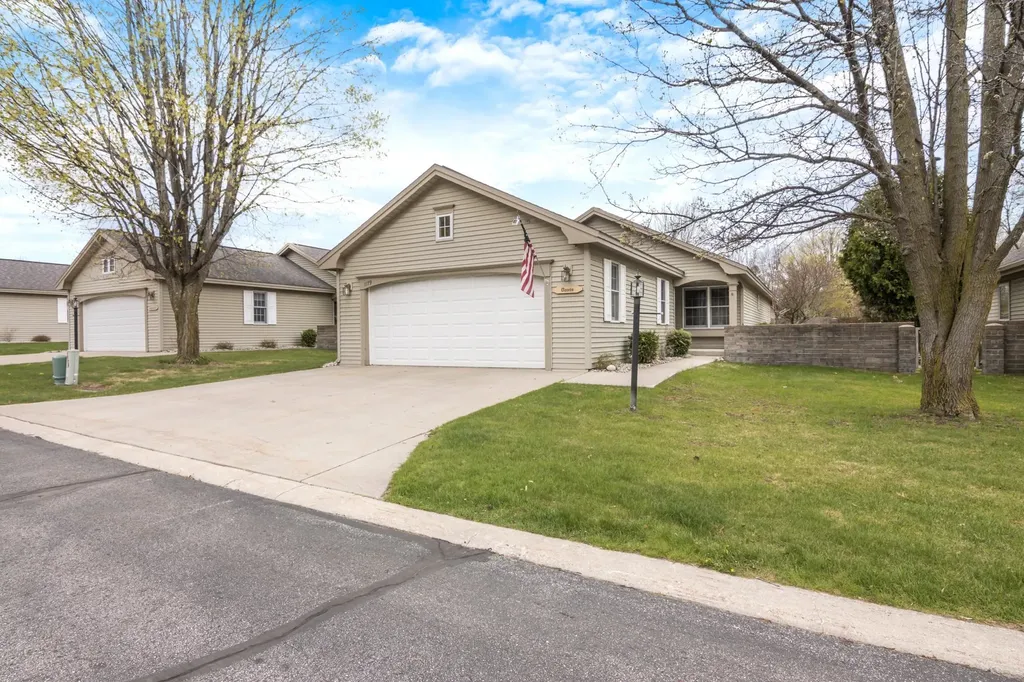 1179 Hemingway Lane Garfield Charter Township MI 49686