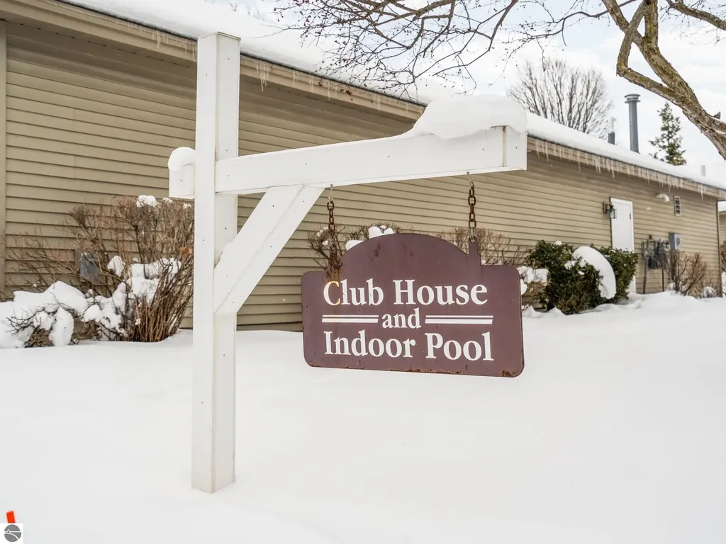 1179 Hemingway Lane Garfield Charter Township MI 49686