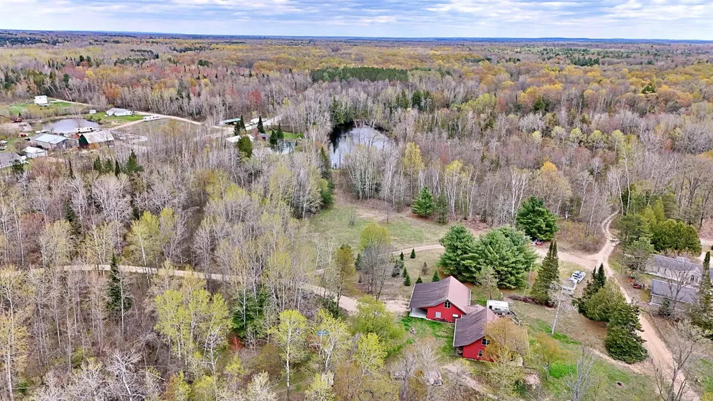 Ville Timberlane Drive Sylvan Township MI 49631