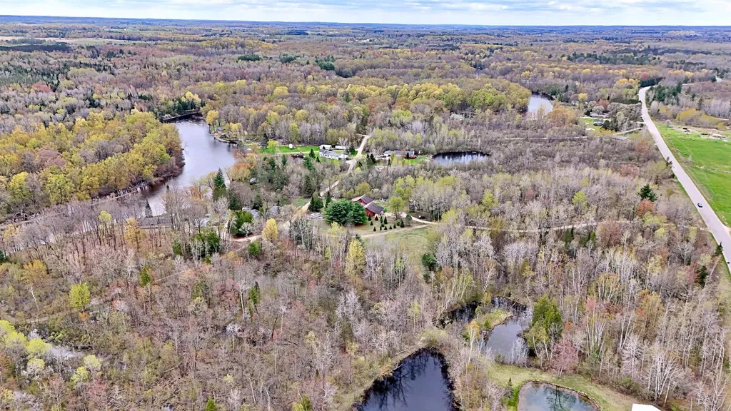 Ville Timberlane Drive Sylvan Township MI 49631
