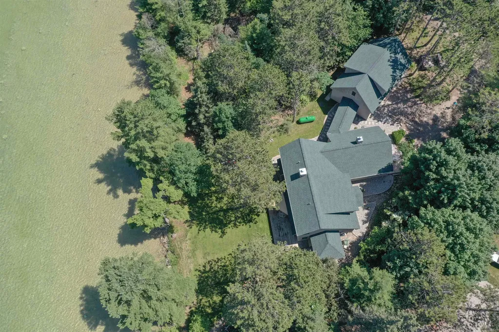 8431 Drake Lane Whitewater Township MI 49690