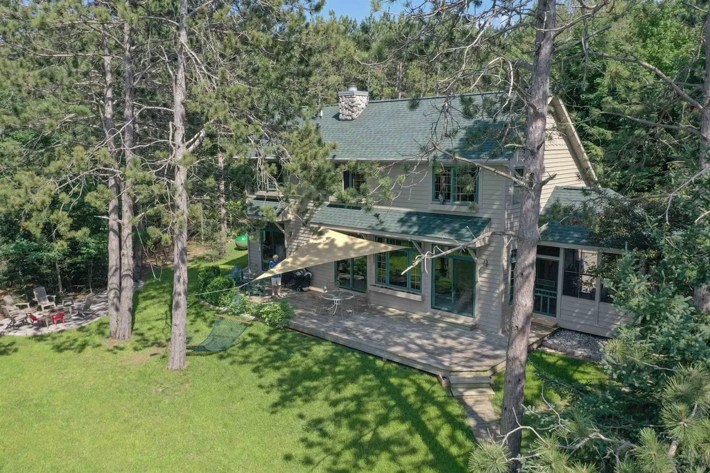 8431 Drake Lane Whitewater Township MI 49690