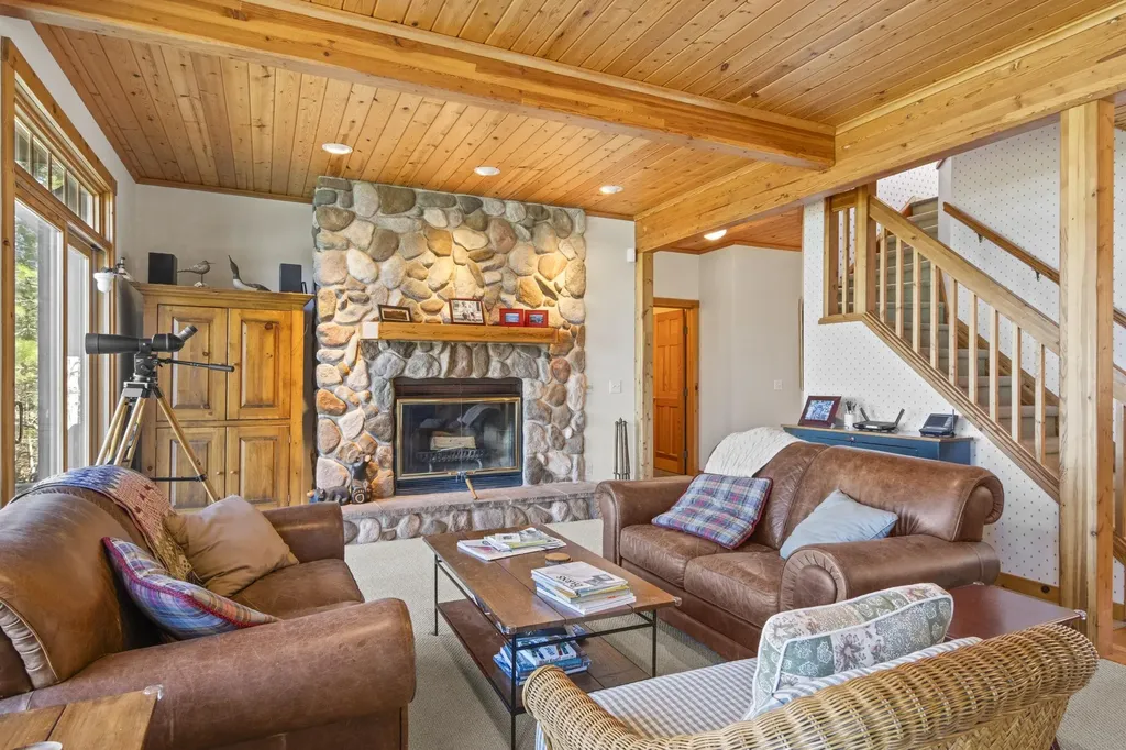 8431 Drake Lane Whitewater Township MI 49690