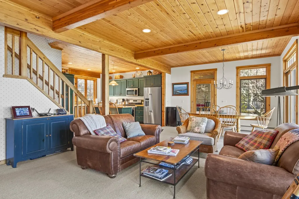 8431 Drake Lane Whitewater Township MI 49690