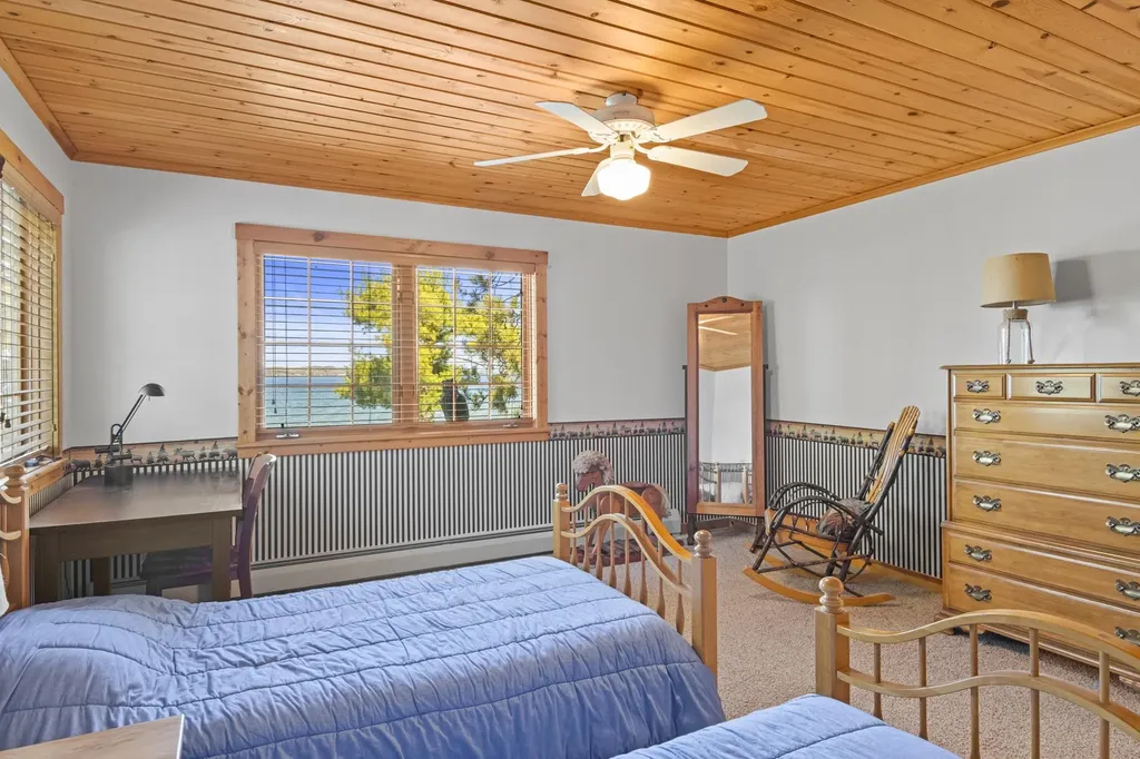 8431 Drake Lane Whitewater Township MI 49690