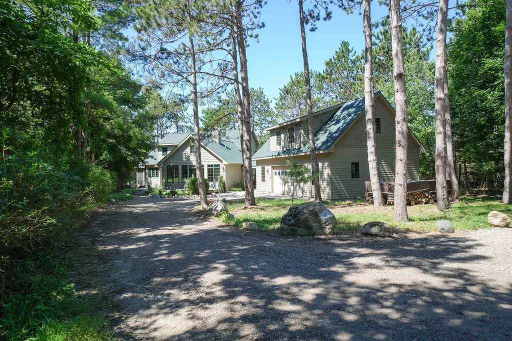 8431 Drake Lane Whitewater Township MI 49690
