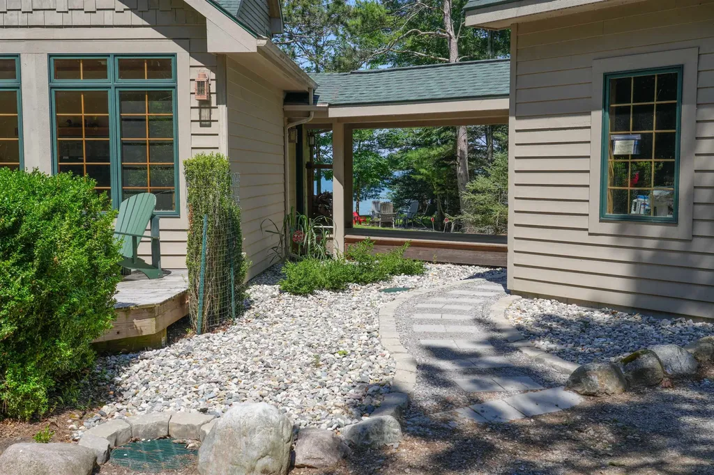 8431 Drake Lane Whitewater Township MI 49690