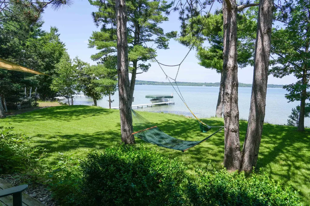 8431 Drake Lane Whitewater Township MI 49690