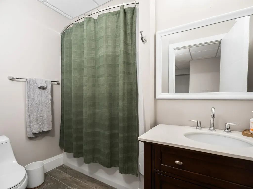 124 N Oak Street Traverse City City MI 49684