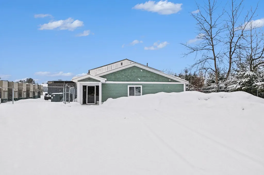 206 E Park Drive Kalkaska Township MI 49646