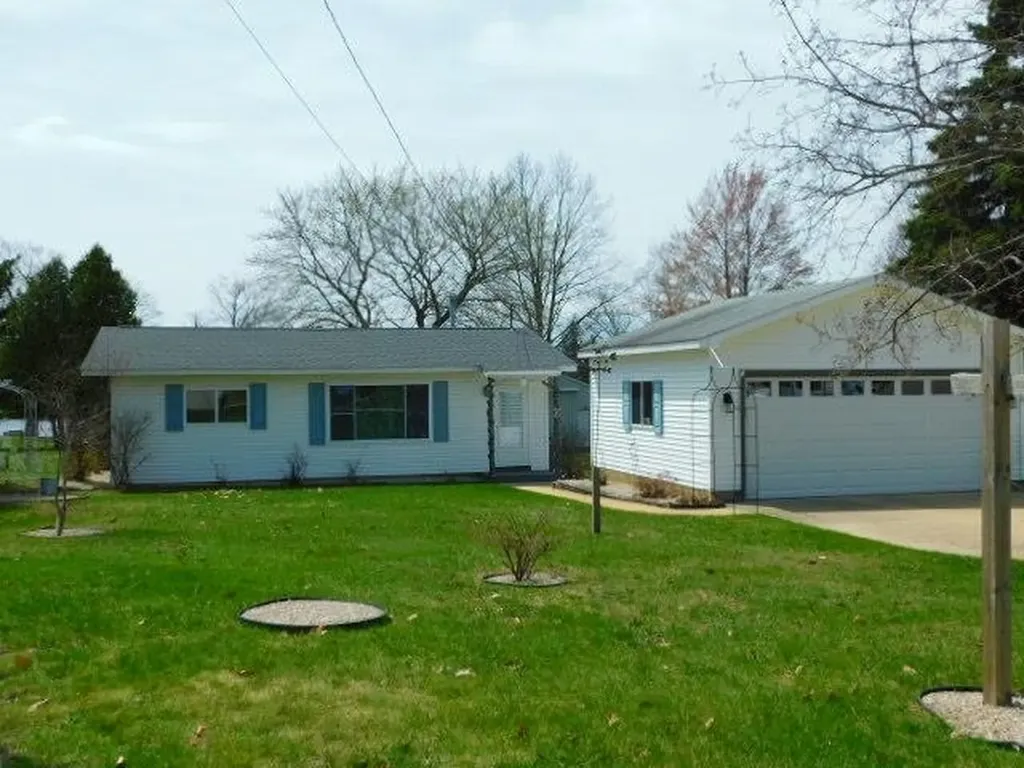 4960 Pine Drive Excelsior Township MI 49646
