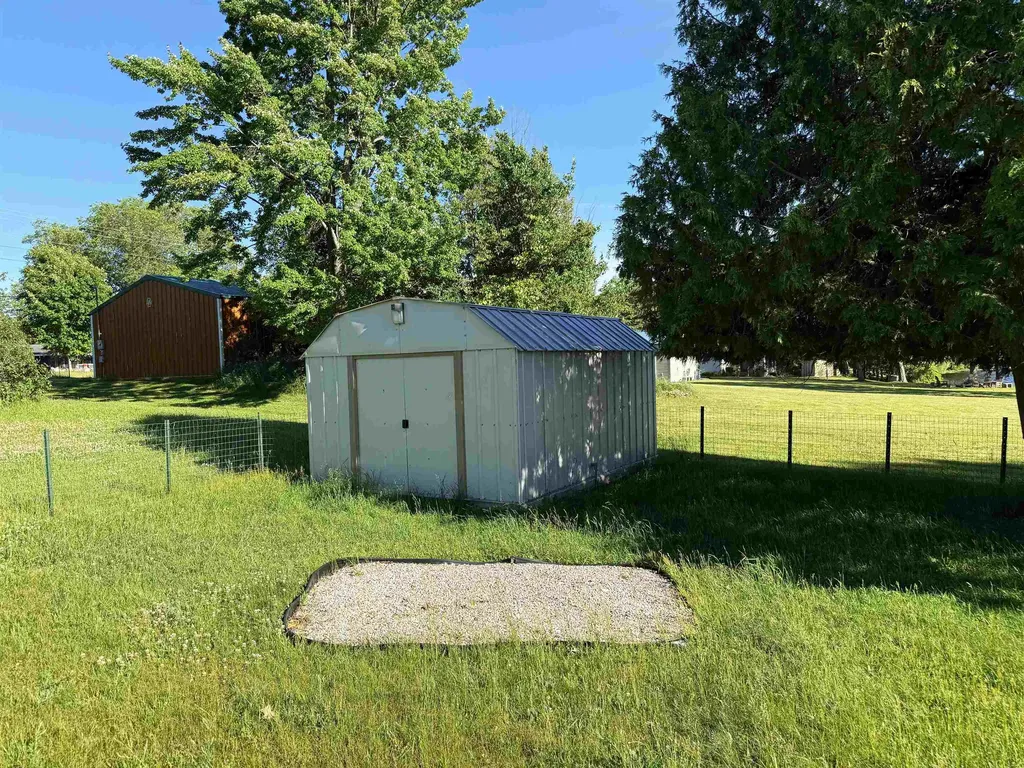 4960 Pine Drive Excelsior Township MI 49646