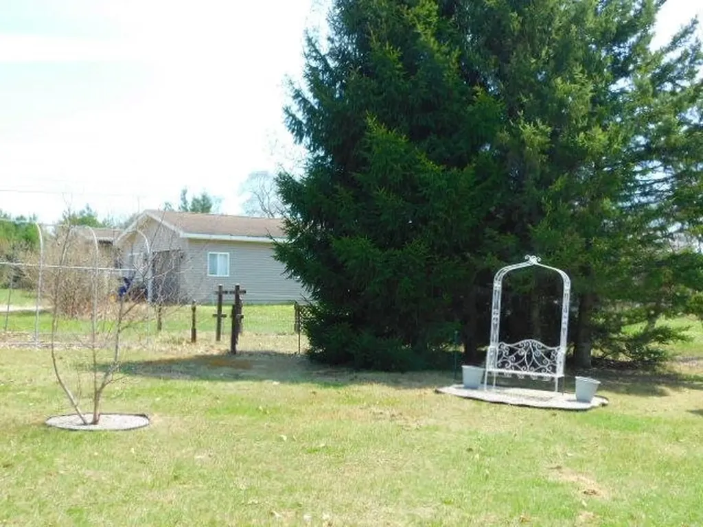 4960 Pine Drive Excelsior Township MI 49646