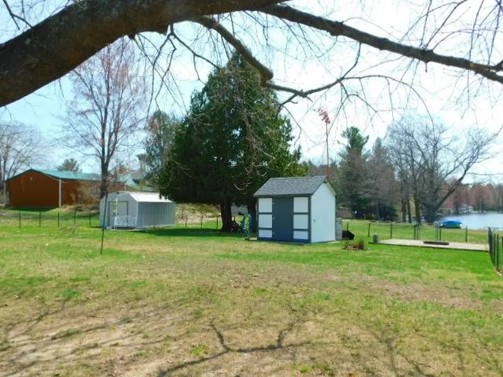 4960 Pine Drive Excelsior Township MI 49646
