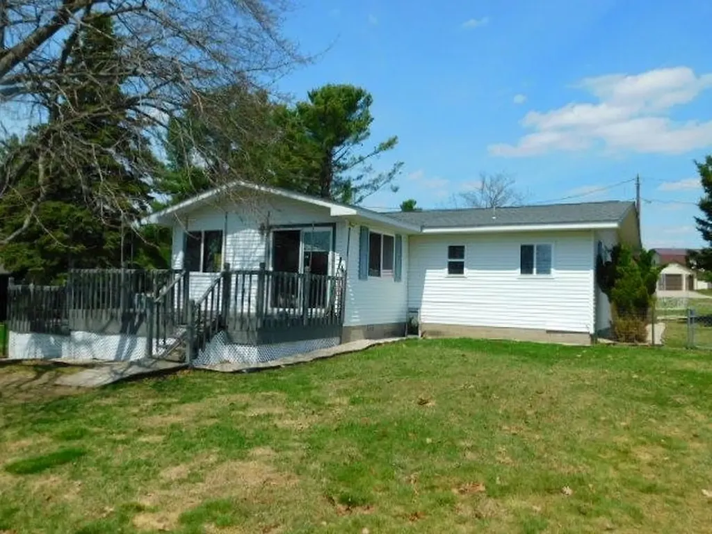 4960 Pine Drive Excelsior Township MI 49646
