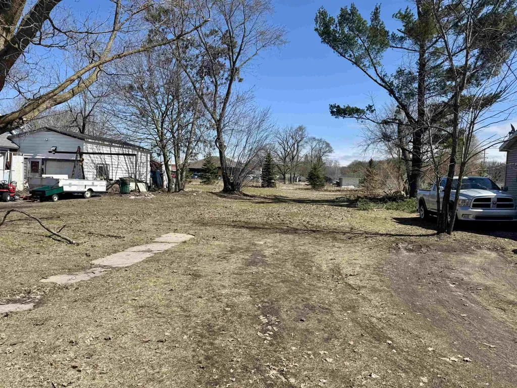 924 Farrar Street Cadillac City MI 49601