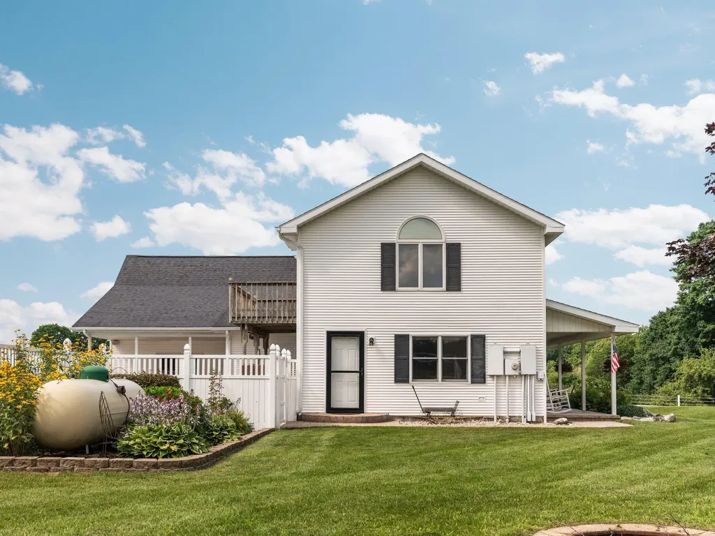 8382 SW Hudson Road Springfield Township MI 49633