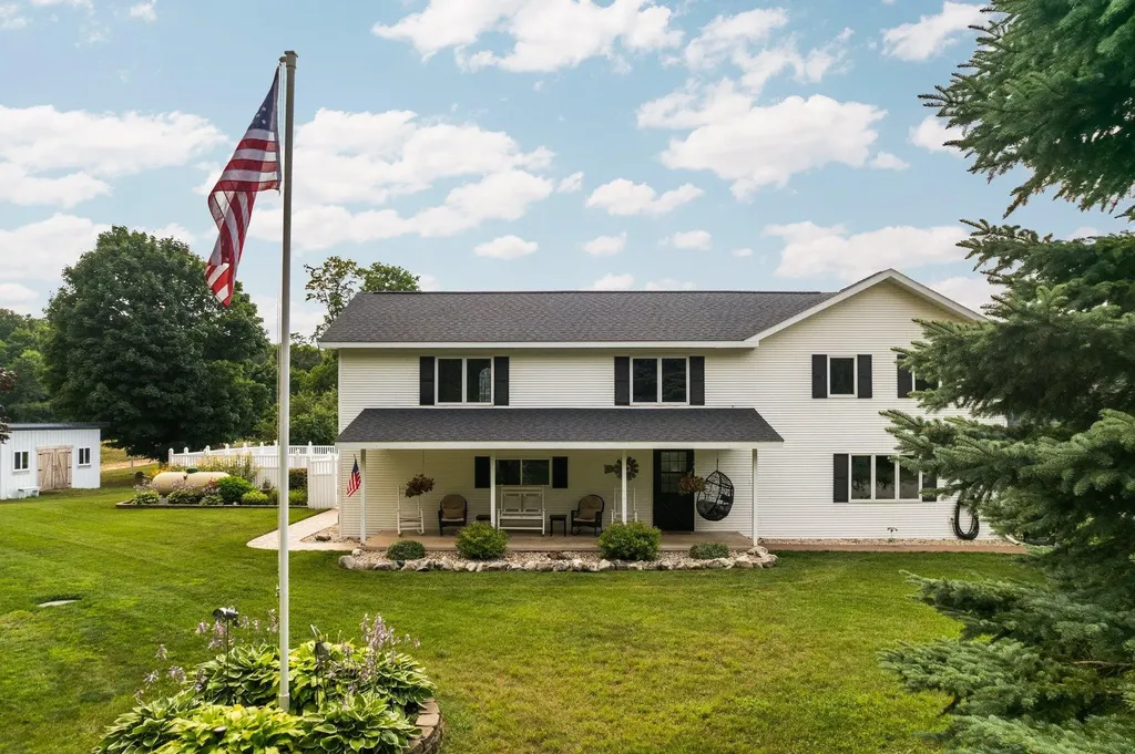 8382 SW Hudson Road Springfield Township MI 49633