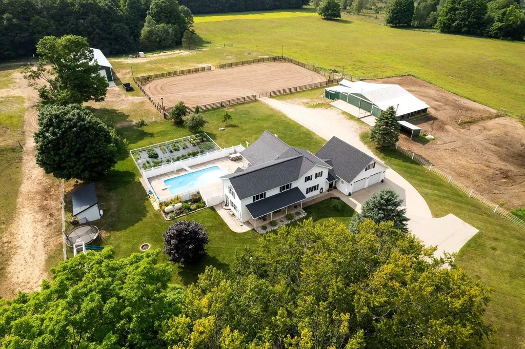 8382 SW Hudson Road Springfield Township MI 49633