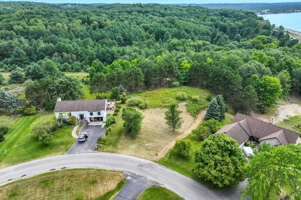 3147 Scenic Hills Drive Acme Township MI 49690