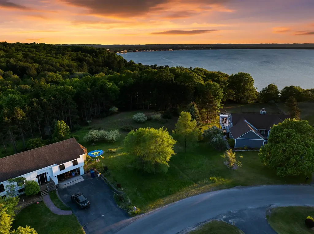3147 Scenic Hills Drive Acme Township MI 49690