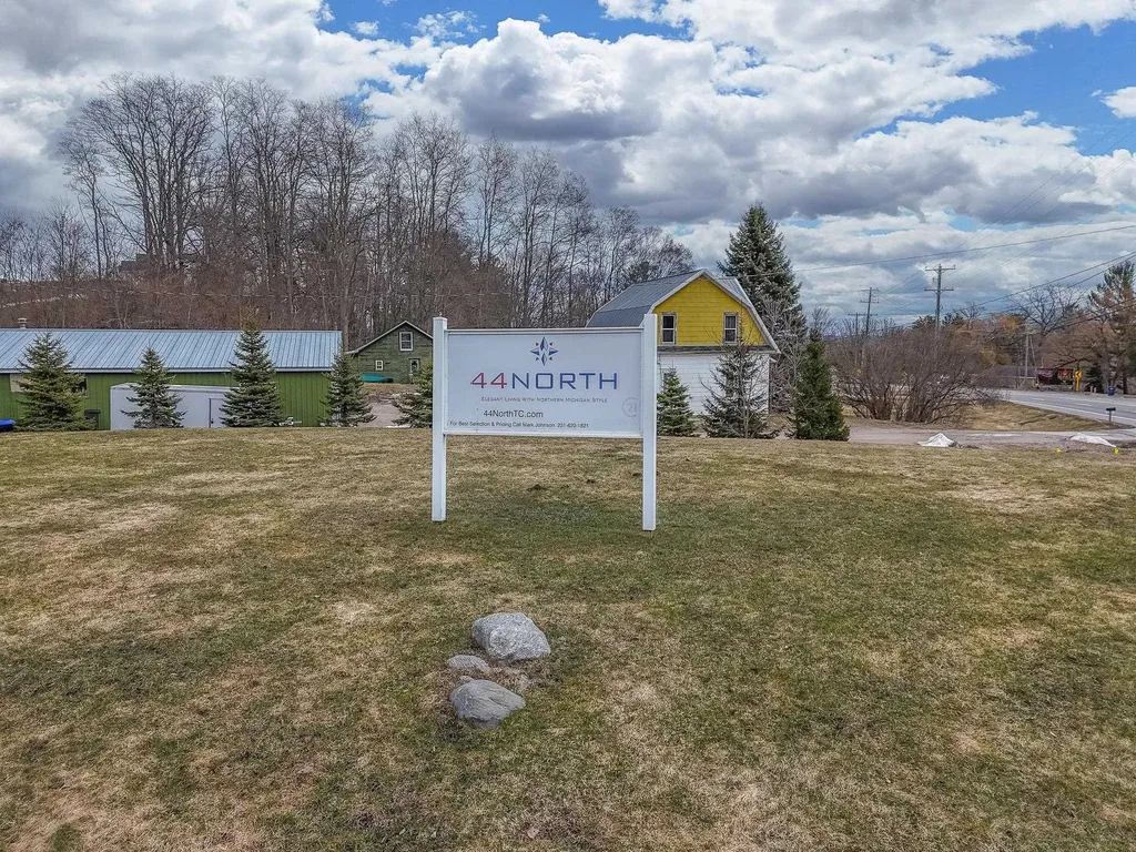 13793 S Celestial Ridge Drive Elmwood Charter Township MI 49684