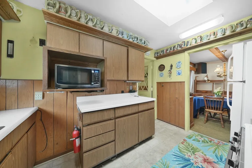 235 E Lake Mitchell Drive Cherry Grove Township MI 49601