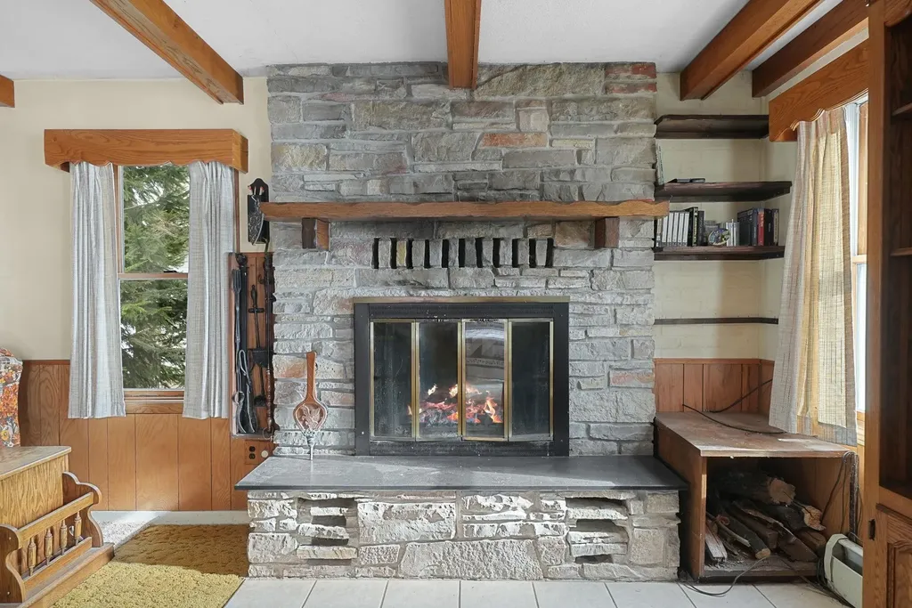 235 E Lake Mitchell Drive Cherry Grove Township MI 49601